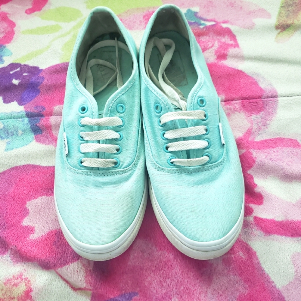 Turquoise LoPro Vans size 8